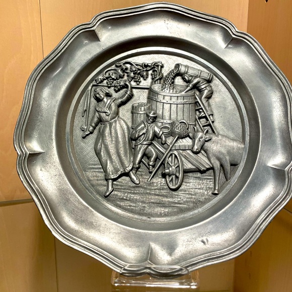 Pewter Zinn decorative 8.5” wall plate. Limited edition numbered 95/100 - Picture 1 of 4